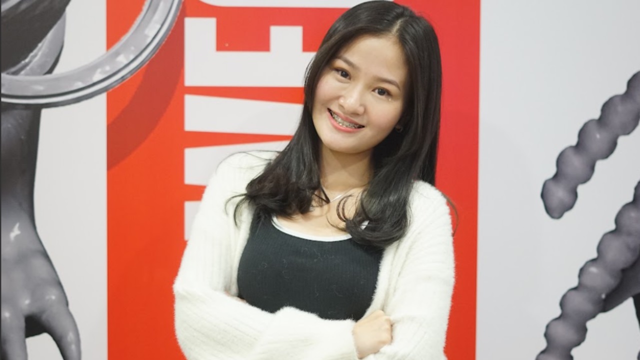 BTR ERA Vivian.jpg BTR ERA Vivian.jpg