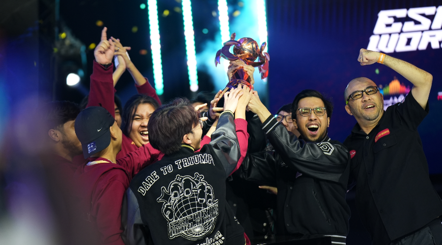 EWC x MLBB MSC 2024 Champions Selangor Red Giants.png EWC x MLBB MSC 2024 Champions Selangor Red Giants.png